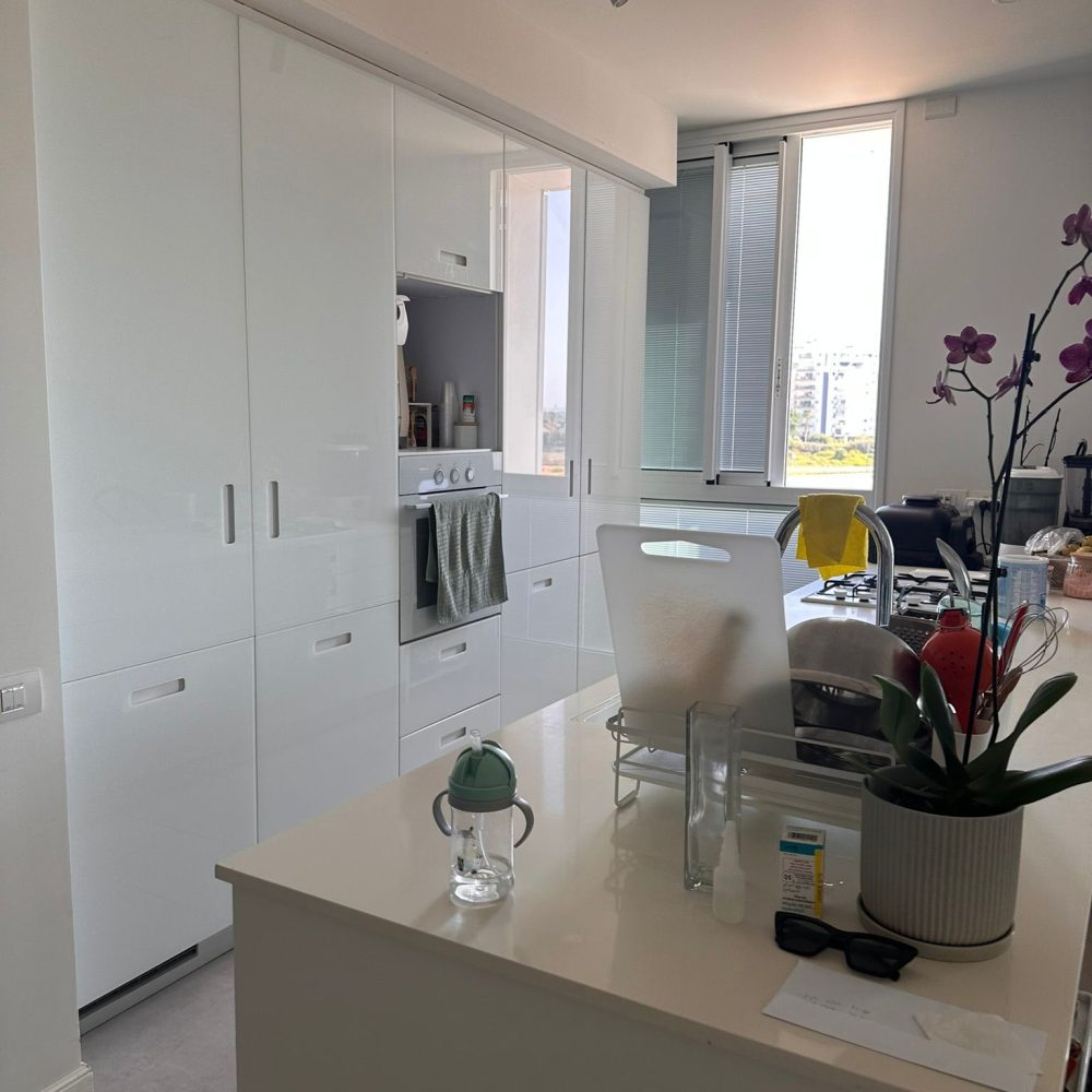 דירת 4 חדרים למכירה באהוד מנור נתניה